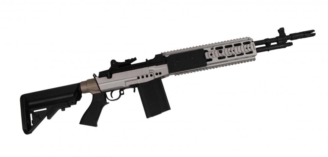 CM032EBR SV